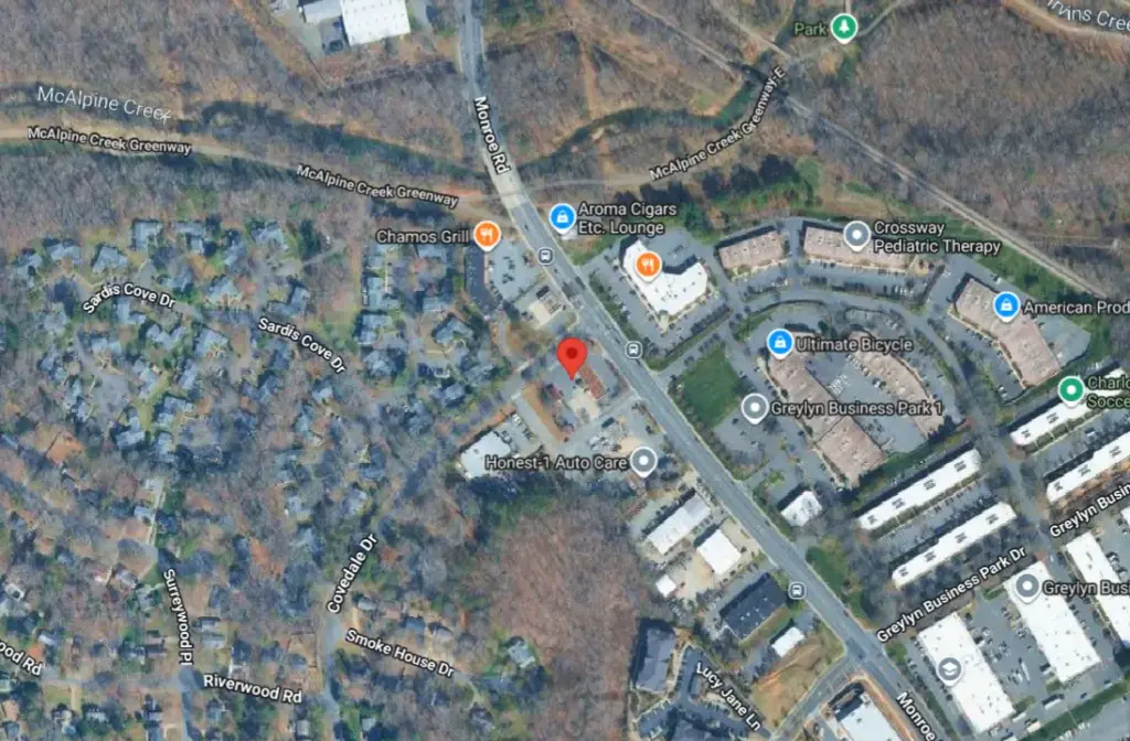 Charlotte Monroe Road Crash Kills 44-Year-Old Woman, Injures Two
