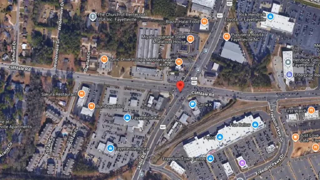 Fayetteville Multi-Vehicle Crash on Cliffdale Road Near Skibo Road
