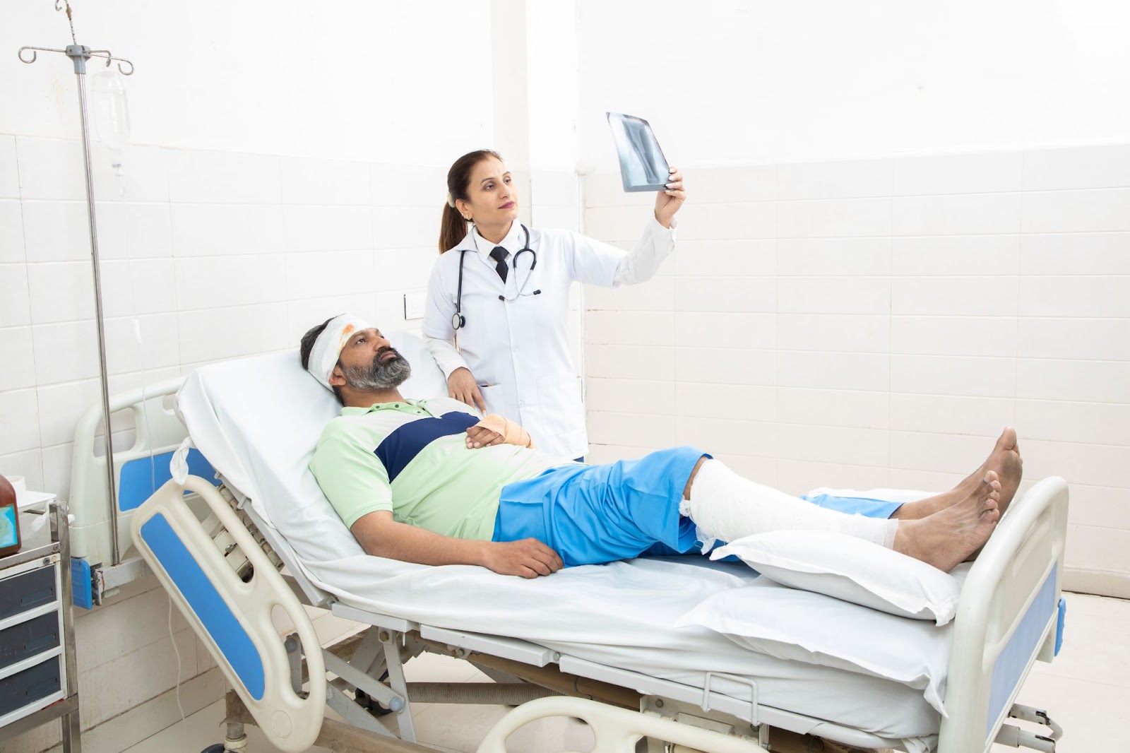 I was Hit By a Car in NC While Walking. How Do I File a Claim? 6 Seek Medical Attention