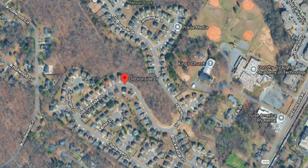 Driver Crashes Car Into House in Northeast Charlotte