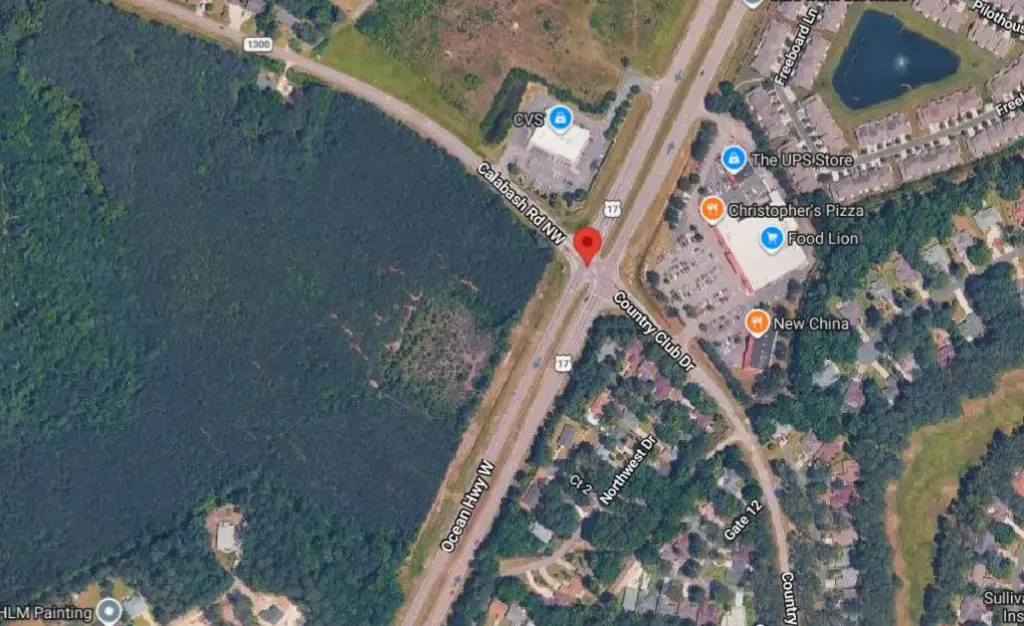 Multi-Vehicle Crash Closes All Lanes of U.S. 17 at Thomasboro Road in North Carolina