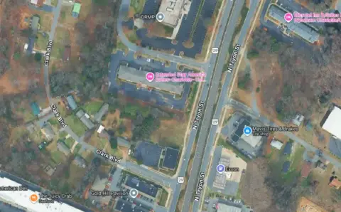 Vehicle Crash in Charlotte NC Causes Emergency Response and Traffic Delays