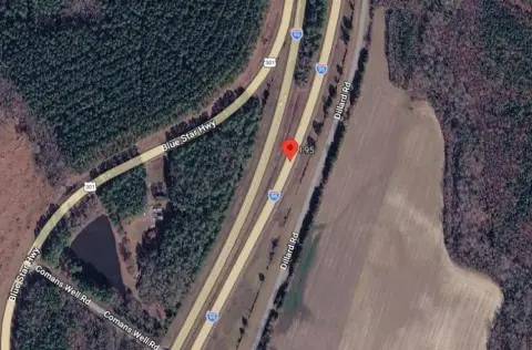 1 Dead, 1 Injured in Multi-Vehicle Crash on I-95 in Fayetteville, NC