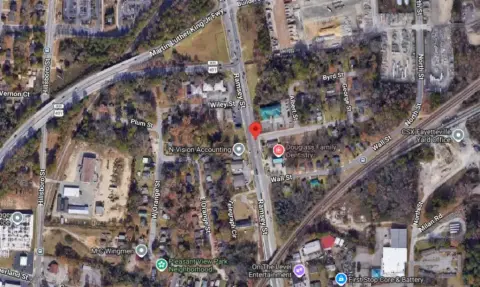 Corvette C8 Crash on Ramsey Street Damages 6 Vehicles in Fayetteville
