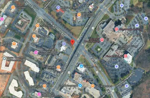Crash Closes W.T. Harris Boulevard at I-85 in Charlotte, NC